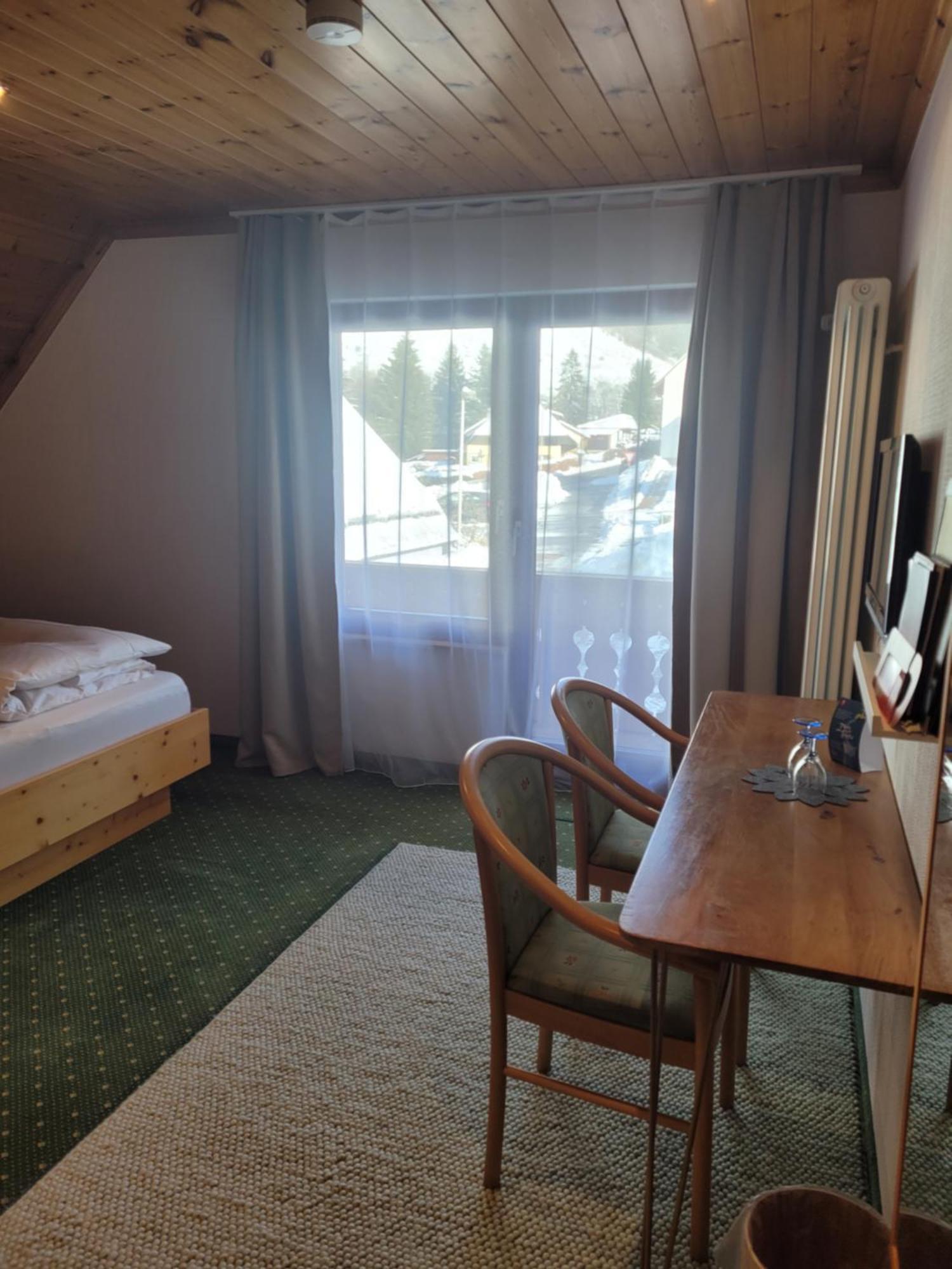Hotel Obergfell Brandenberg ภายนอก รูปภาพ