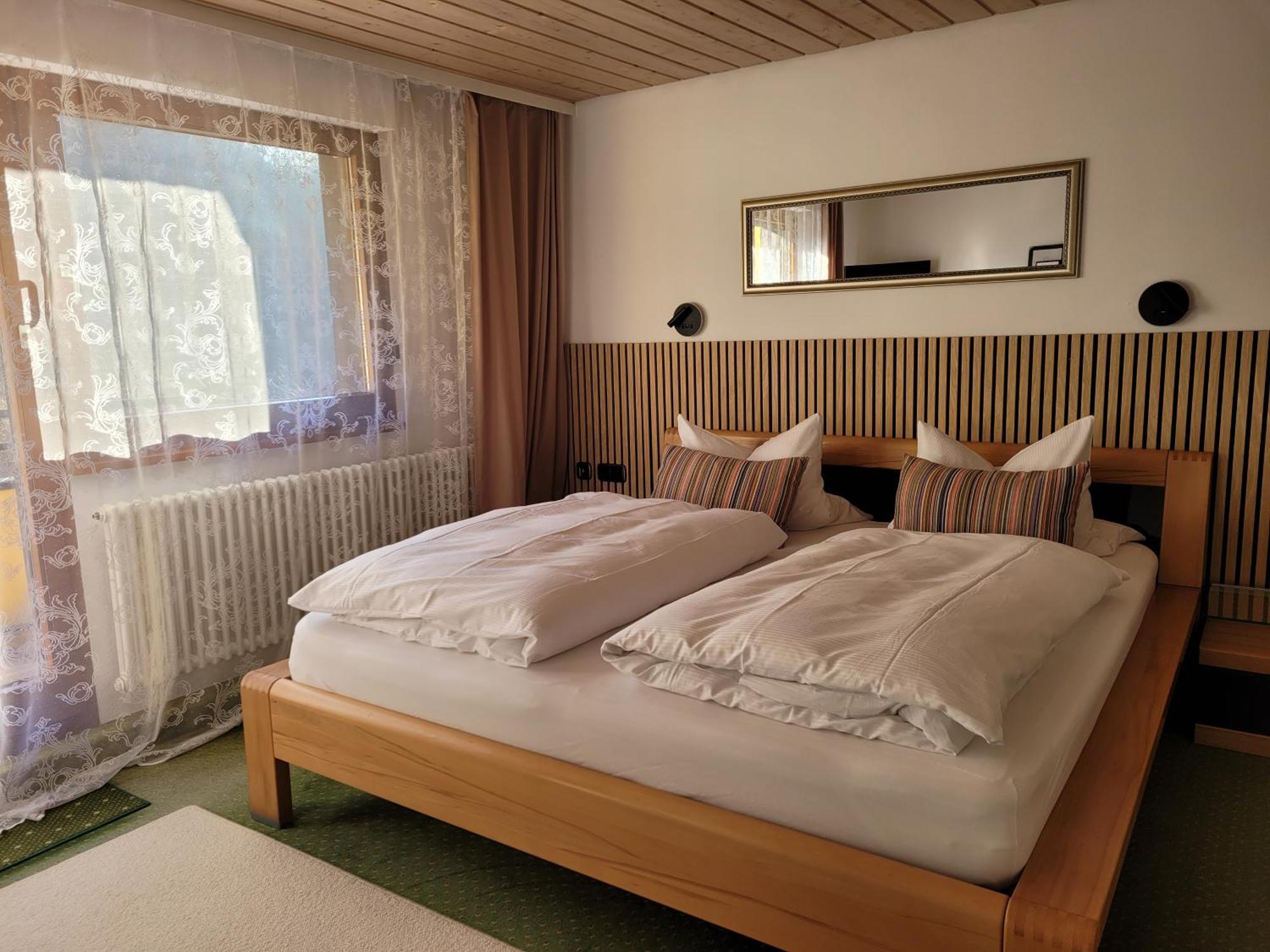 Hotel Obergfell Brandenberg ภายนอก รูปภาพ
