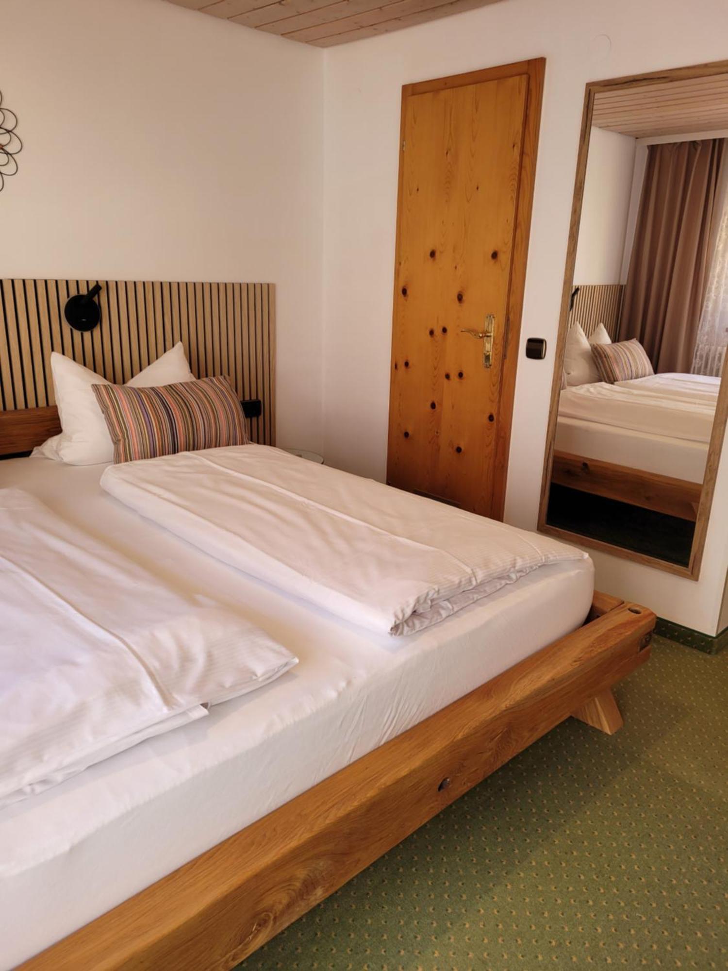 Hotel Obergfell Brandenberg ภายนอก รูปภาพ